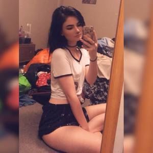 Meet your Posher, Kat